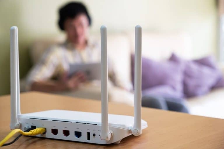 Modems vs Routers What’s the Difference? Savvy